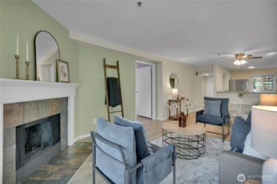 25035 98th Place S #D102, Kent, WA 98030