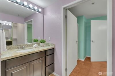 25035 98th Place S #D102, Kent, WA 98030 - Photo 16