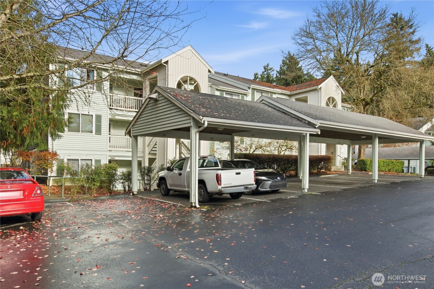 25035 98th Place S #D102, Kent, WA 98030