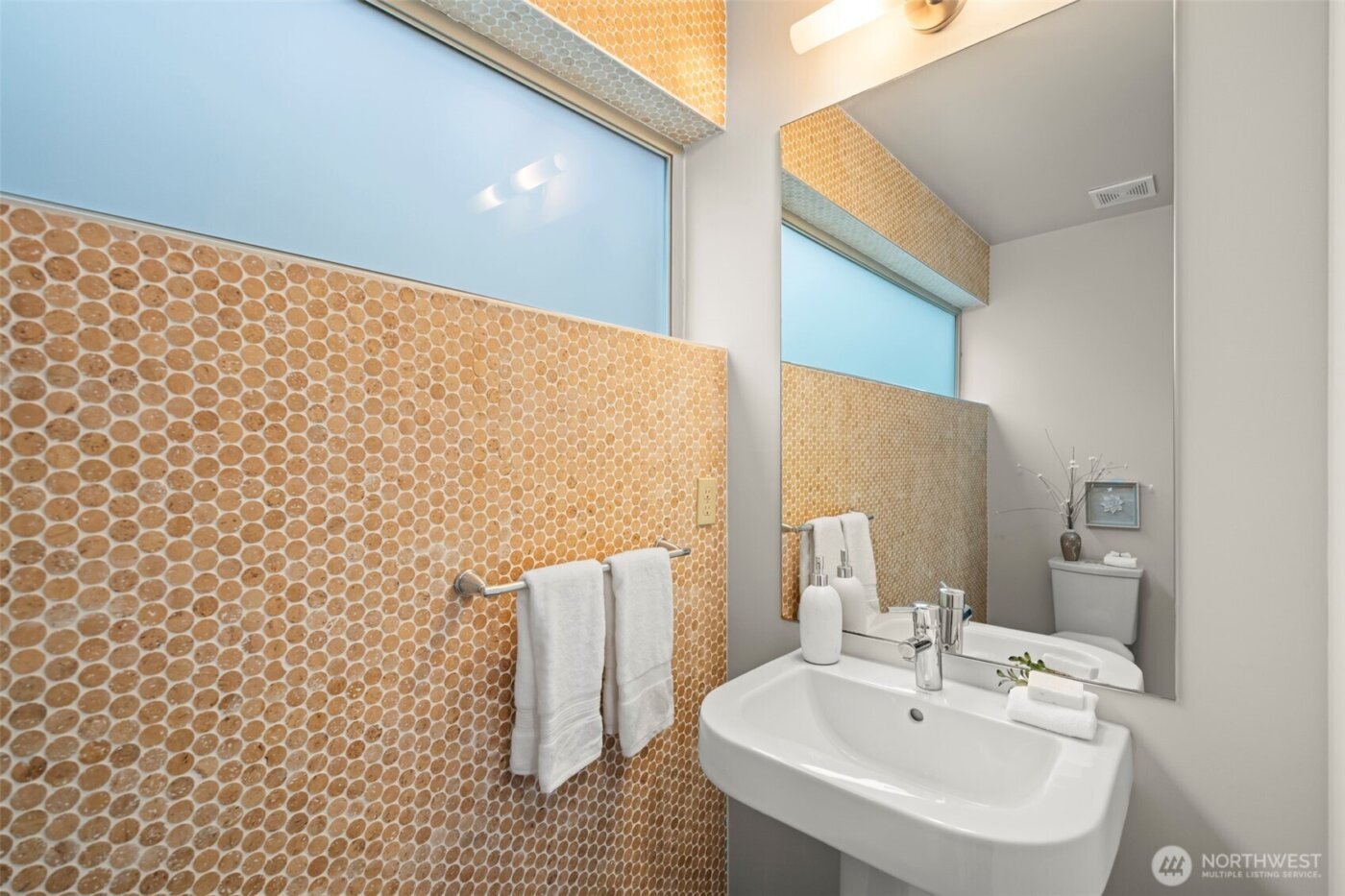 1810 23rd Avenue #A, Seattle, WA 98122