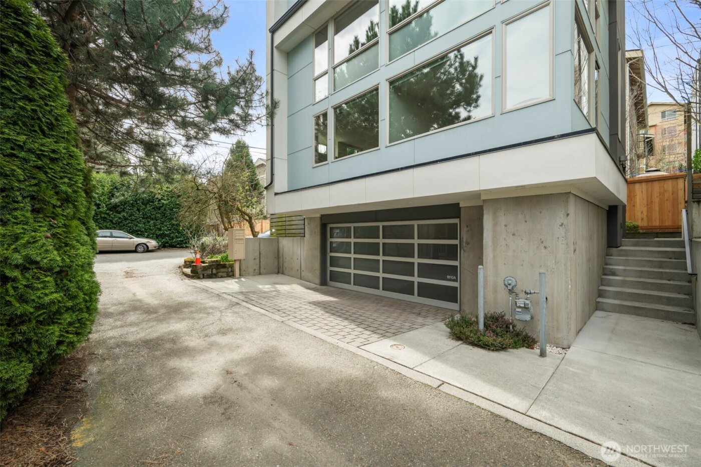 1810 23rd Avenue #A, Seattle, WA 98122