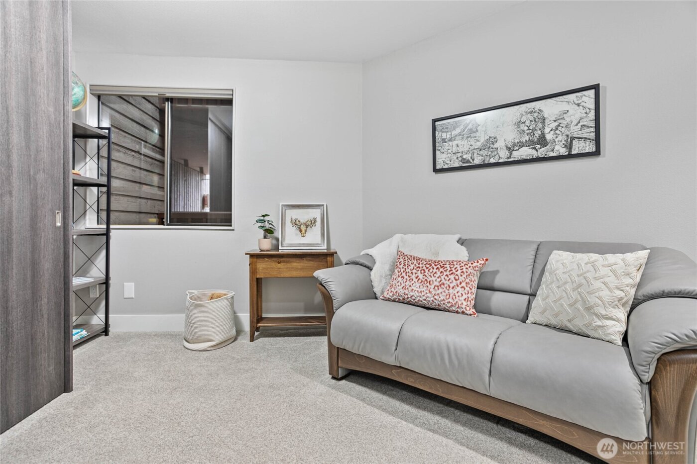 317 N State #201, Bellingham, WA 98225