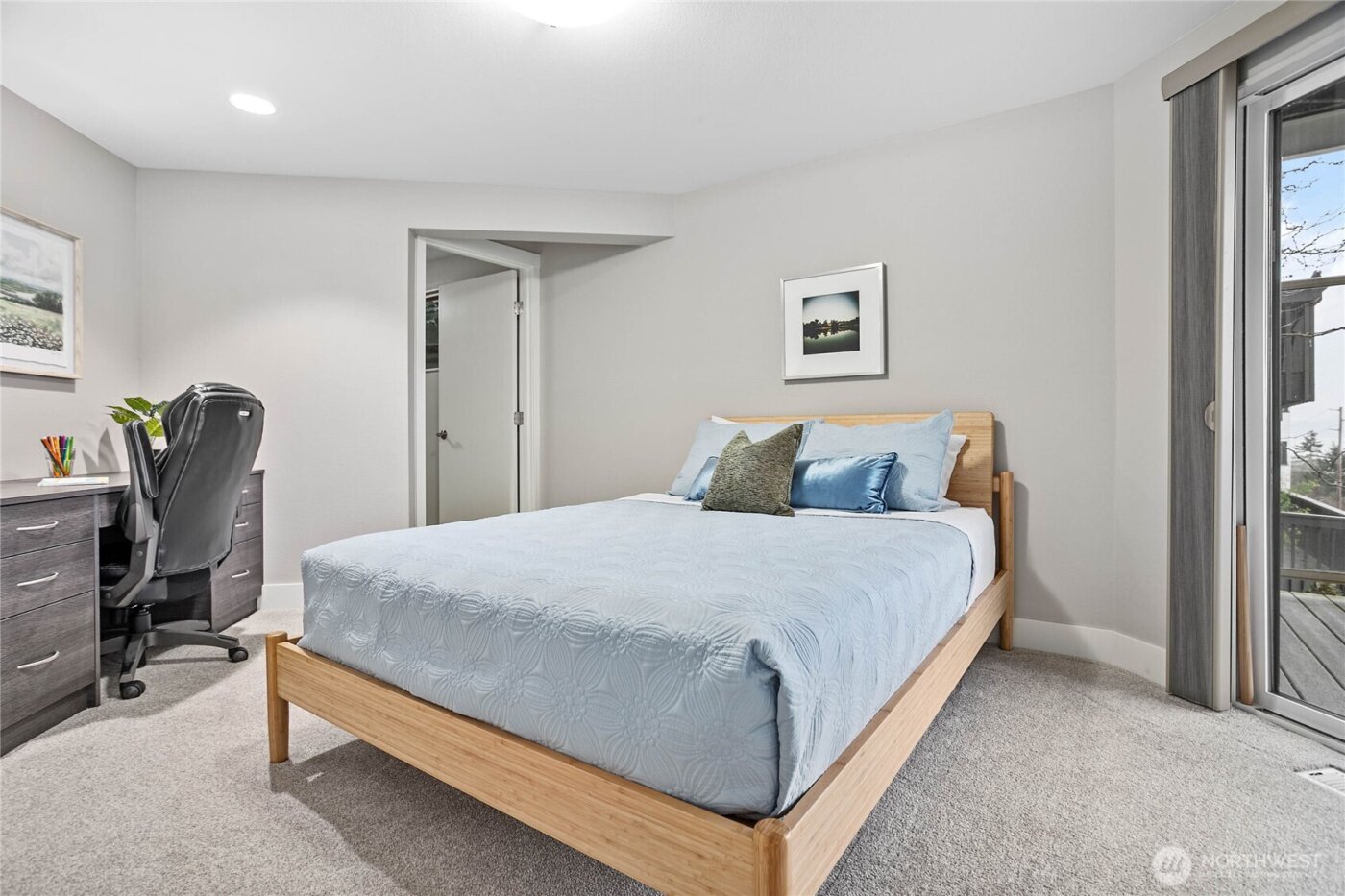 317 N State #201, Bellingham, WA 98225