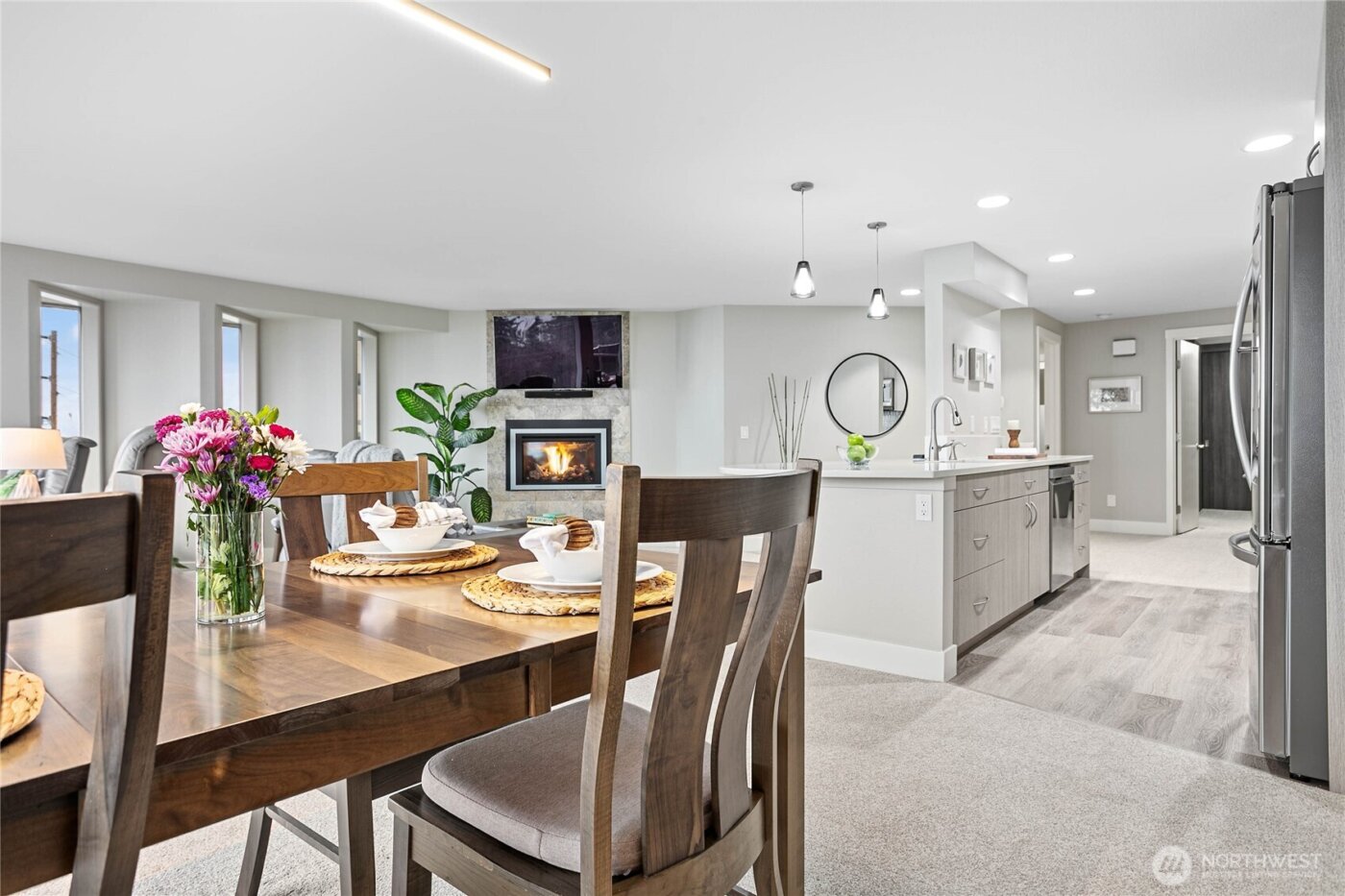 317 N State #201, Bellingham, WA 98225