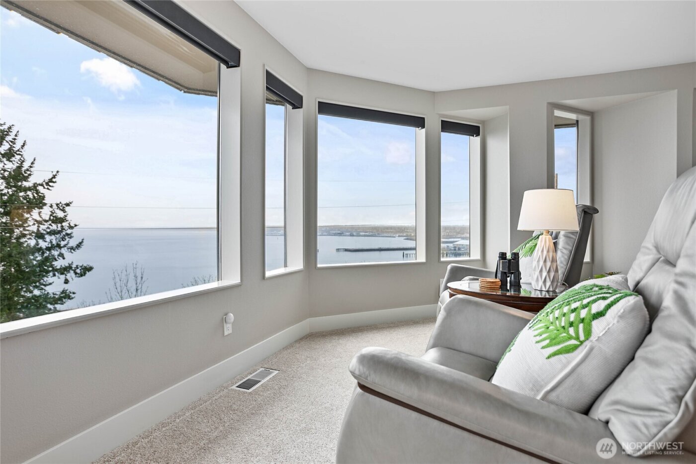 317 N State #201, Bellingham, WA 98225