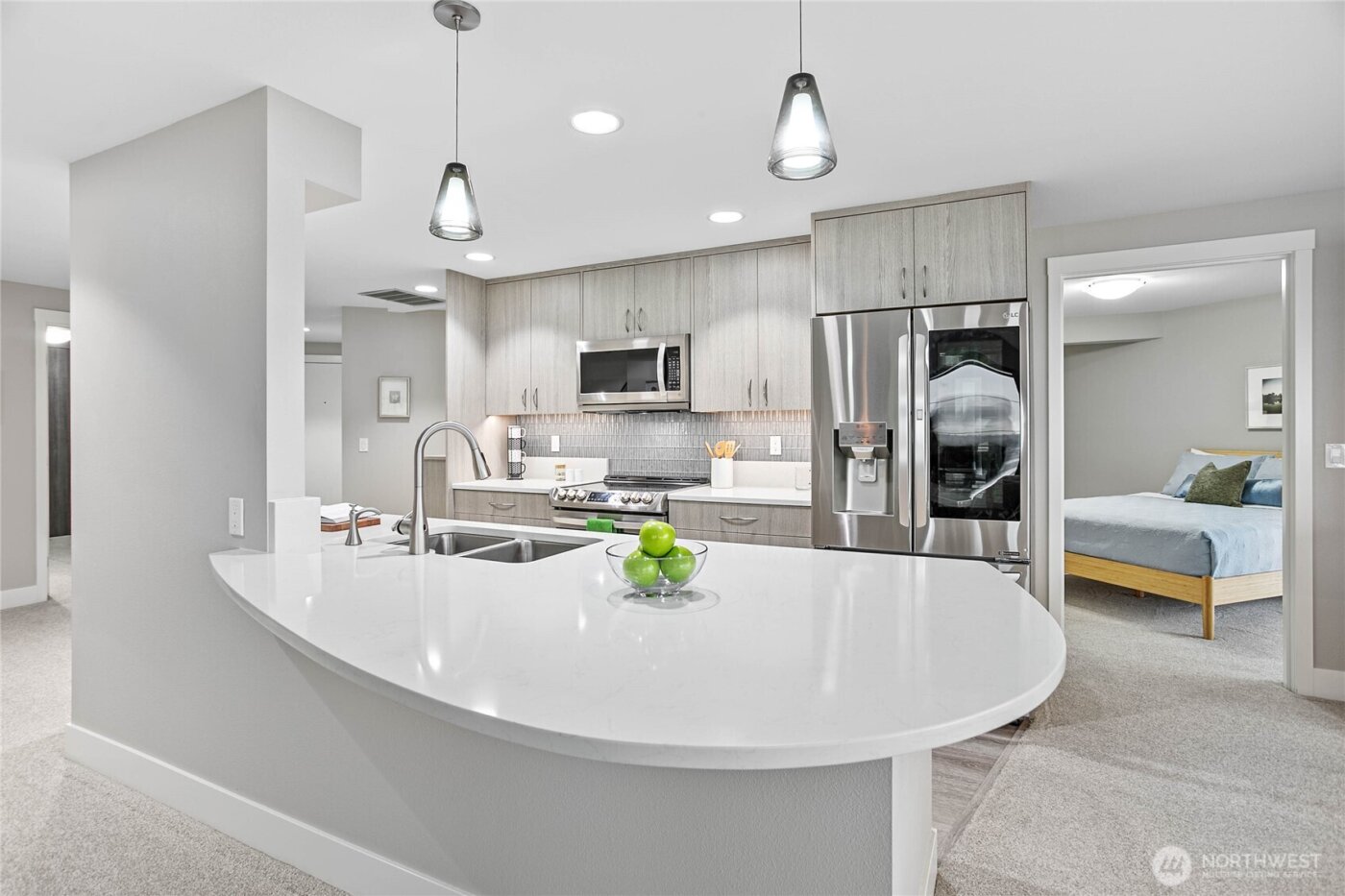 317 N State #201, Bellingham, WA 98225