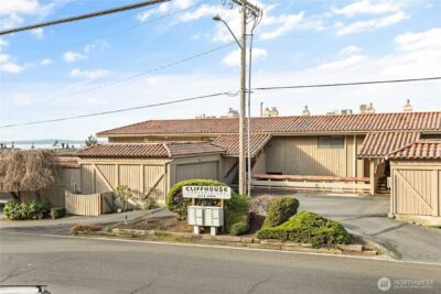 317 N State #201, Bellingham, WA 98225 - Photo 32