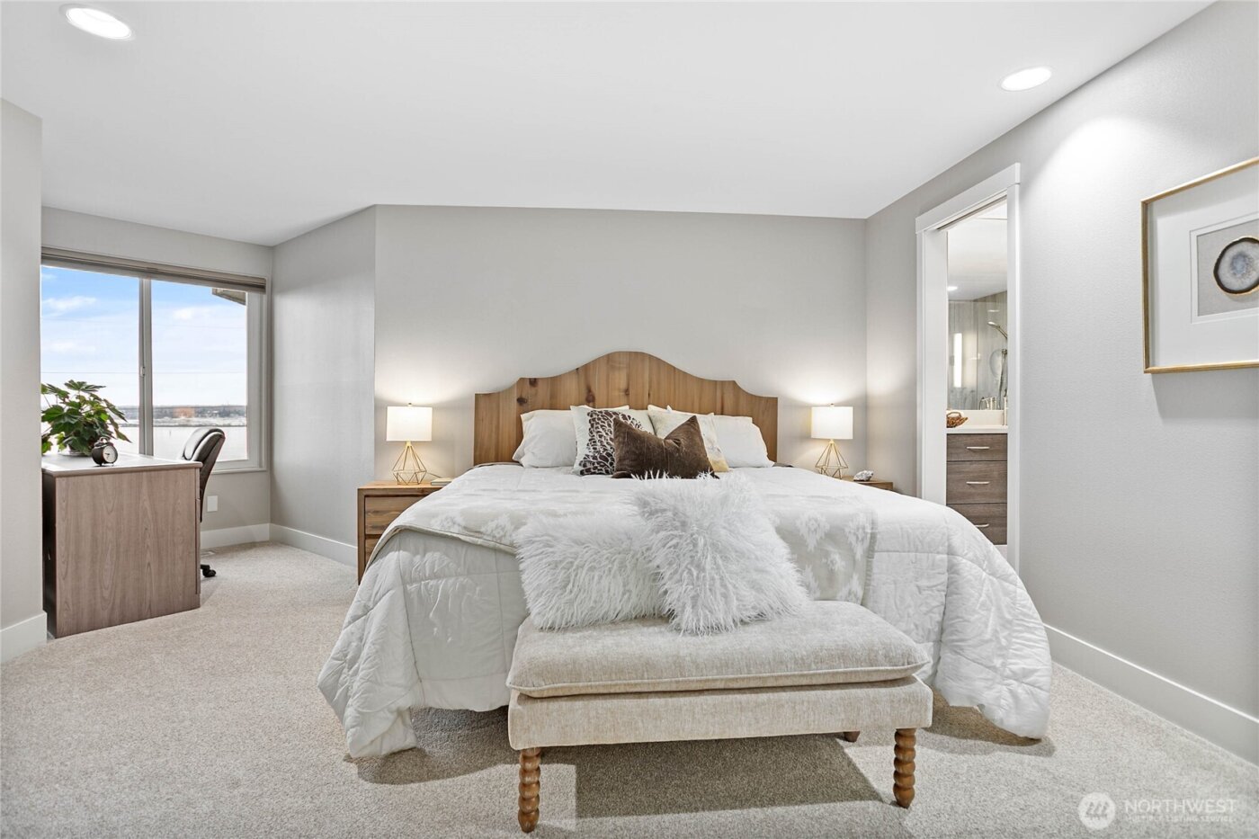 317 N State #201, Bellingham, WA 98225