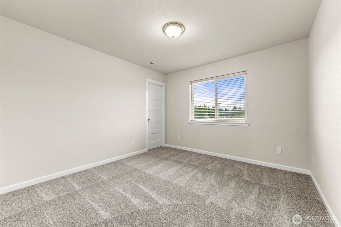 9622 6th Avenue SE, Lacey, WA 98513