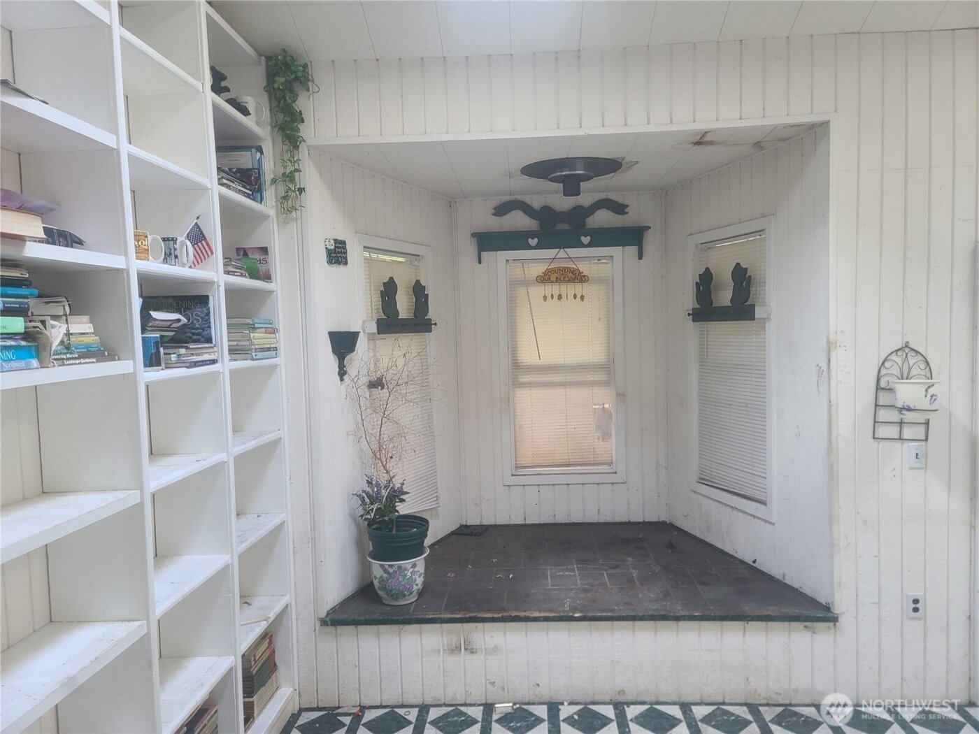 35618 16th Avenue Ct S, Roy, WA 98580
