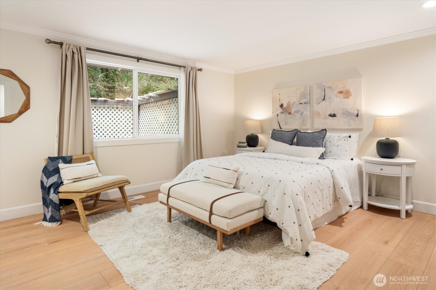 17603 NE 30th Place , Redmond, WA 98052