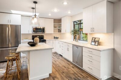 13744 Ashworth Avenue N, Seattle, WA 98133 - Photo 11