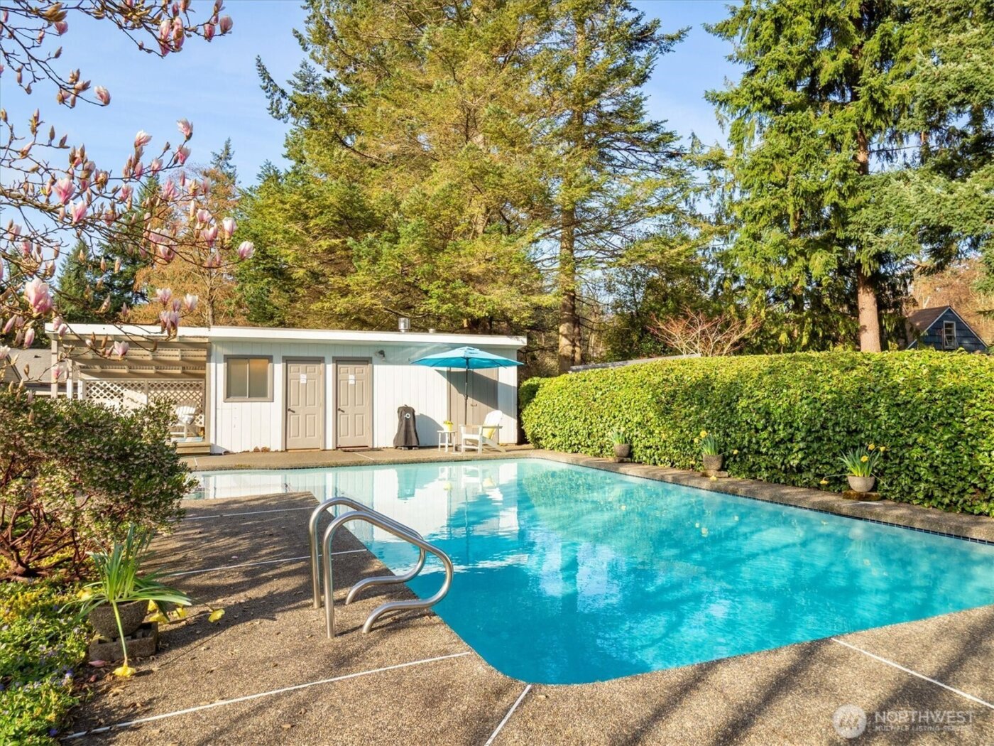 13744 Ashworth Avenue N, Seattle, WA 98133