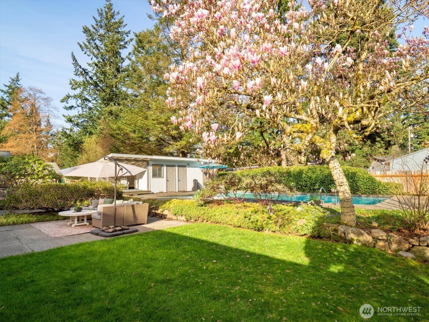 13744 Ashworth Avenue N, Seattle, WA 98133