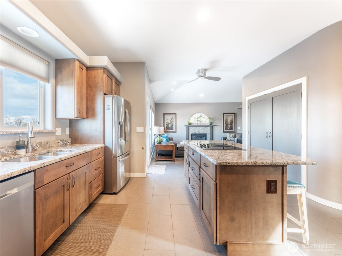 214 Stull Court , East Wenatchee, WA 98802