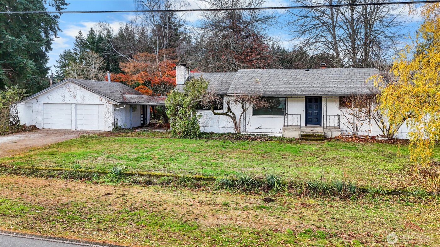 9139 Burnett Road SE, Yelm, WA 98597