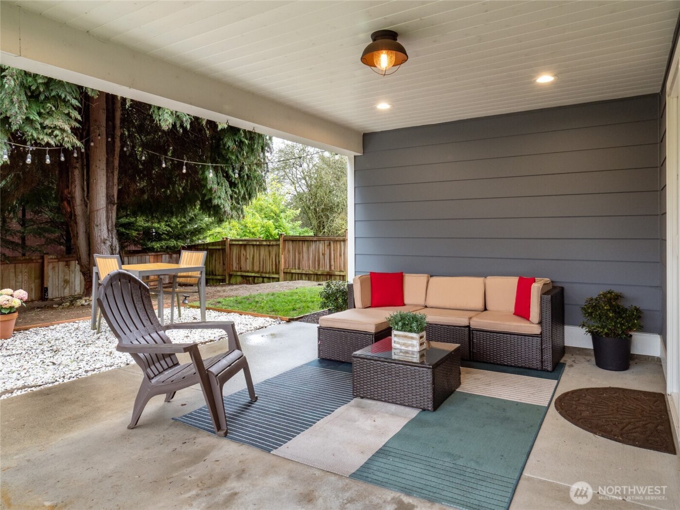 9808 Linden Avenue N, Seattle, WA 98103