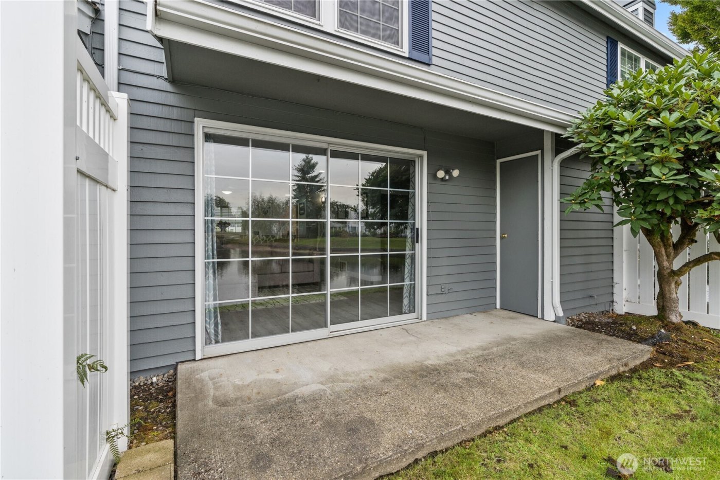 5736 S 238th Court #E4, Kent, WA 98032