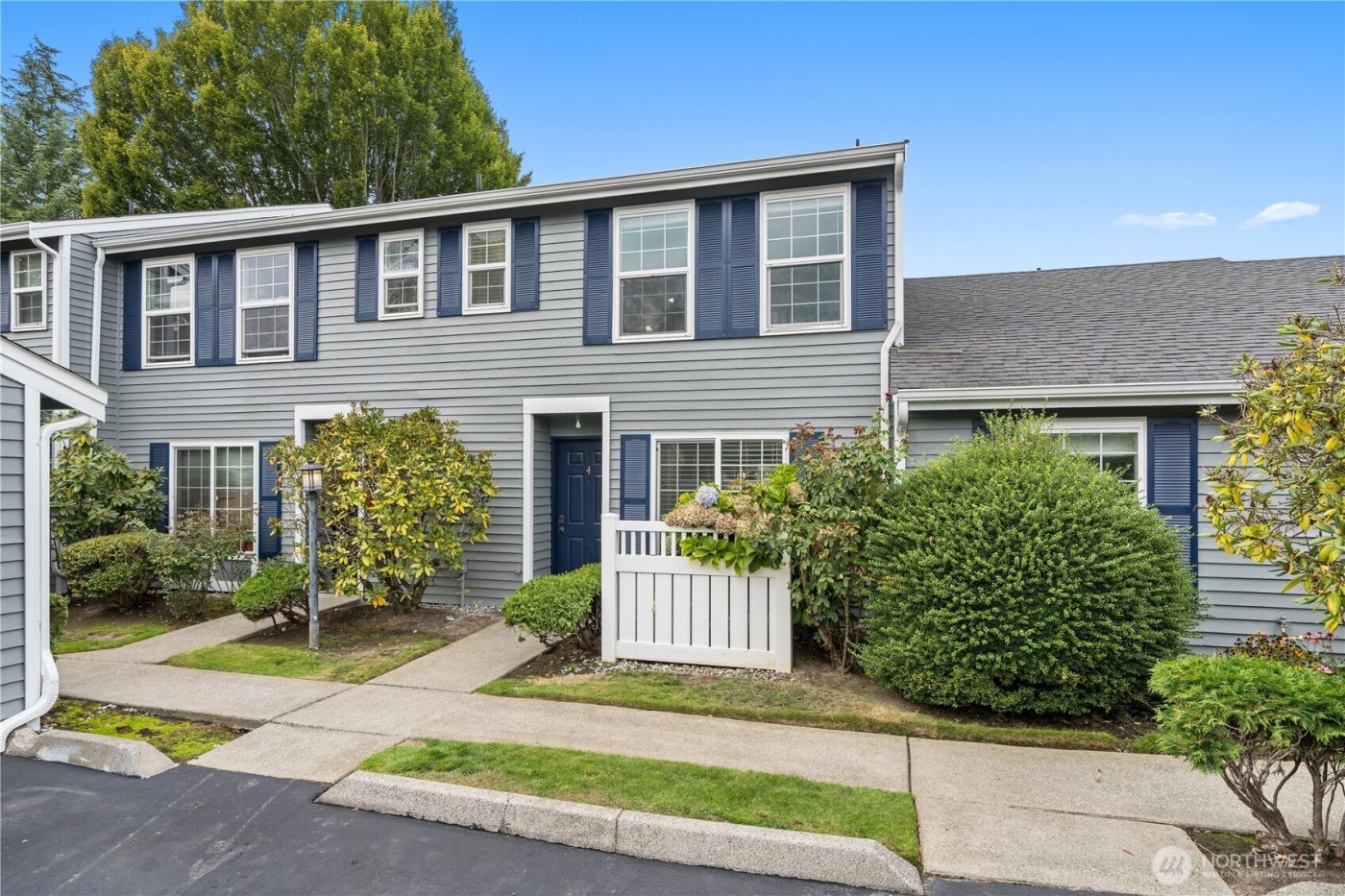 5736 S 238th Court #E4, Kent, WA 98032