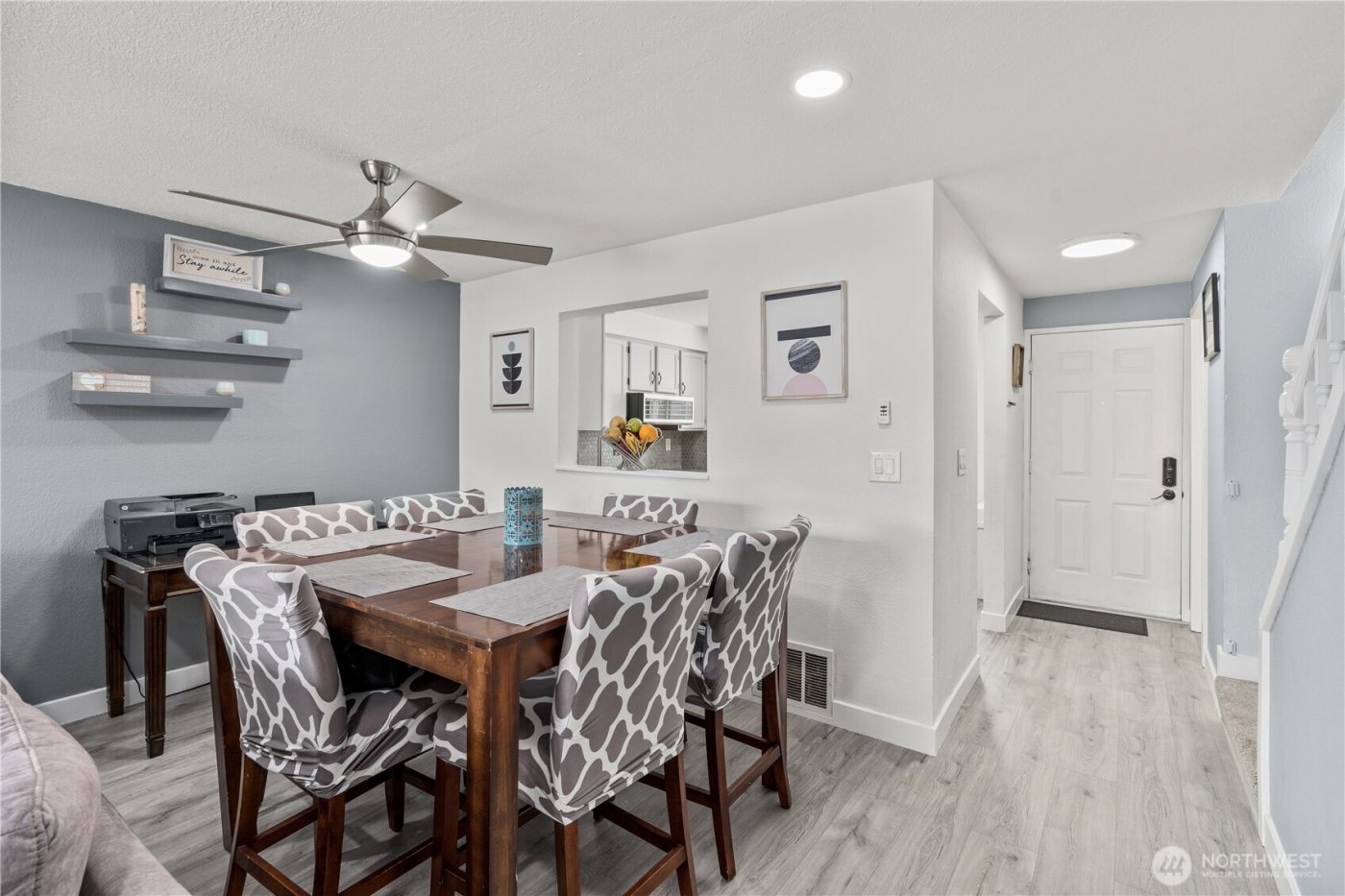 5736 S 238th Court #E4, Kent, WA 98032