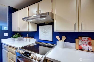 13045 15th Avenue NE #F7, Seattle, WA 98125 - Photo 15