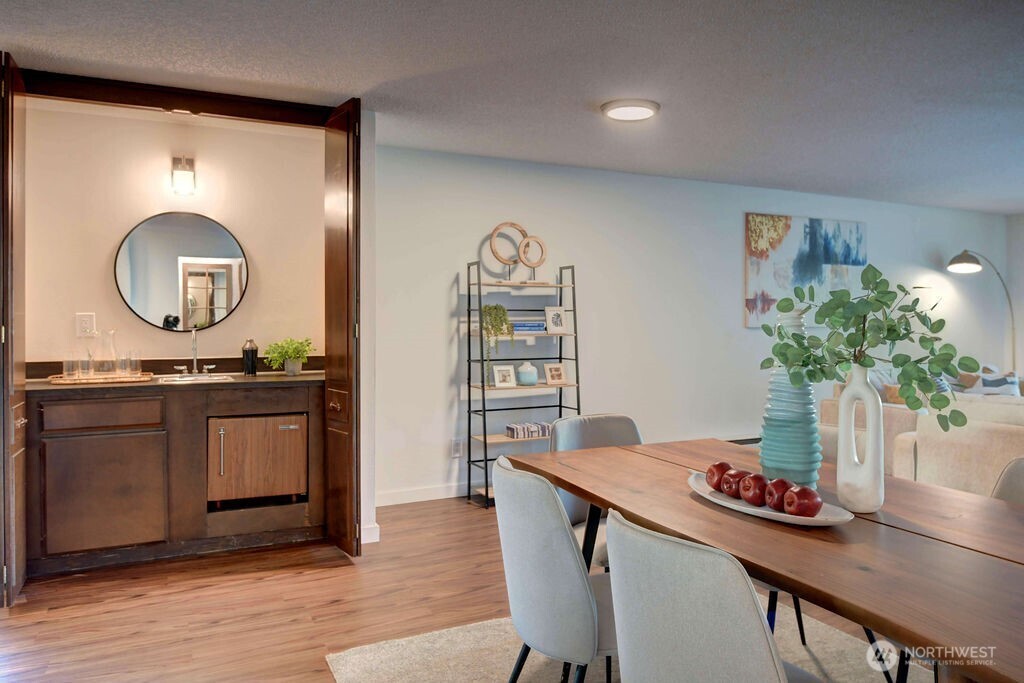 13045 15th Avenue NE #F7, Seattle, WA 98125