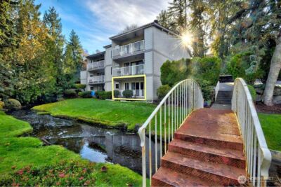 13045 15th Avenue NE #F7, Seattle, WA 98125 - Photo 3