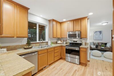 8017 64th Street SE, Snohomish, WA 98290 - Photo 8