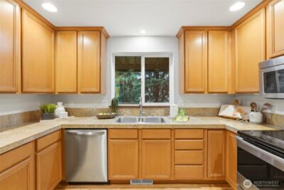8017 64th Street SE, Snohomish, WA 98290 - Photo 9