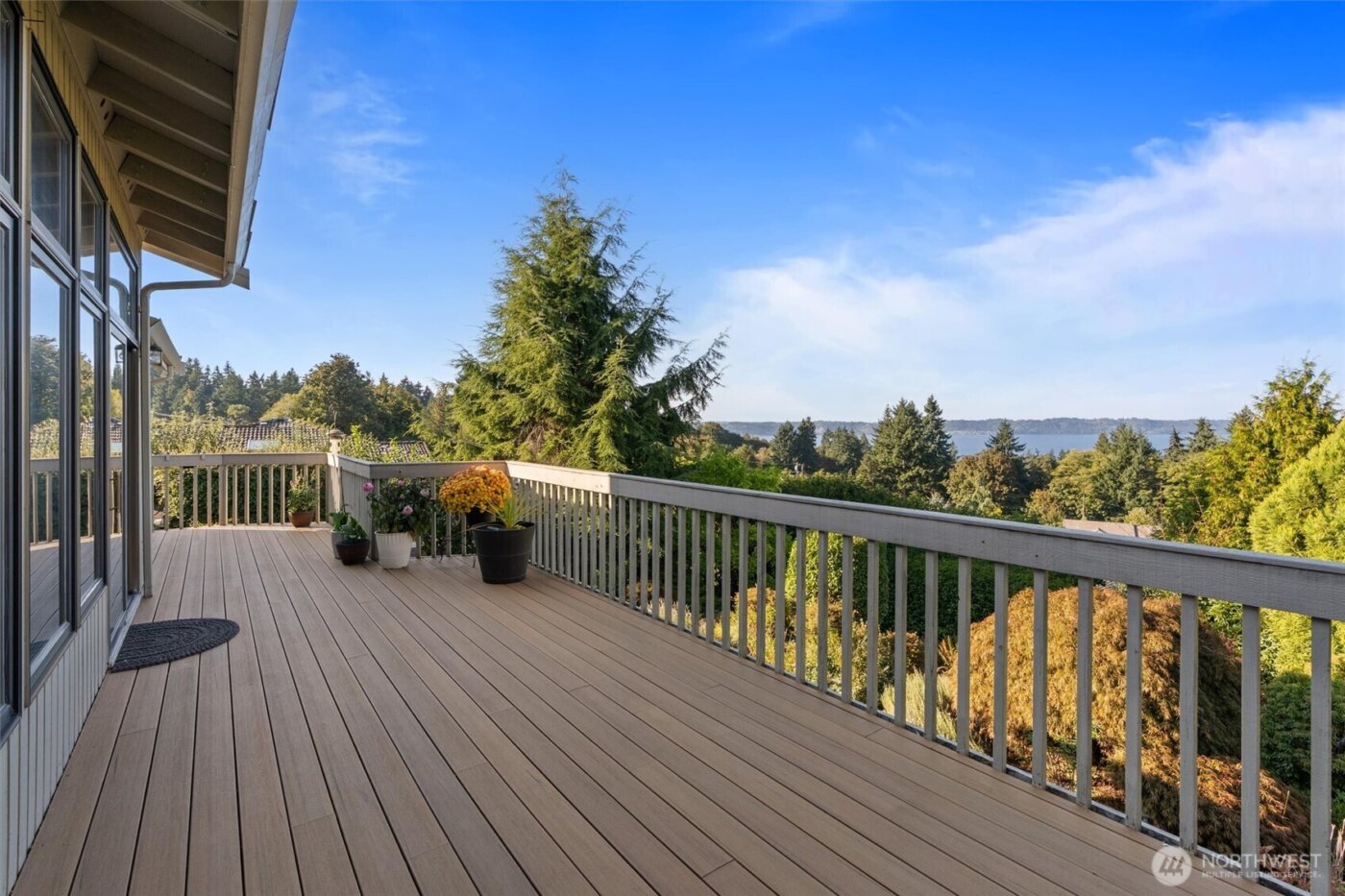 1928 Dumas Circle NE, Tacoma, WA 98422