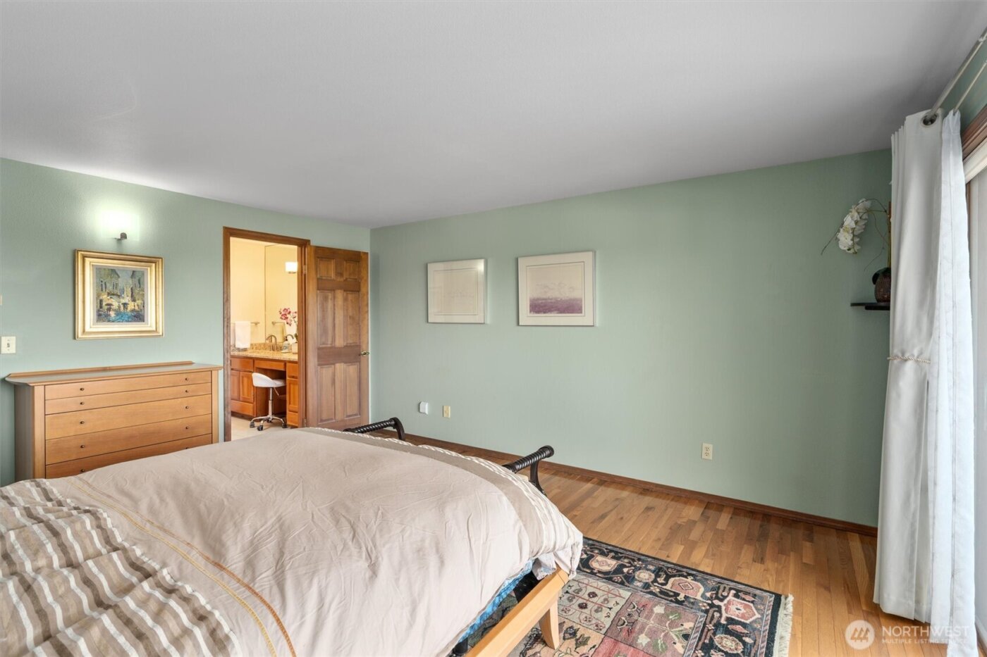 1928 Dumas Circle NE, Tacoma, WA 98422