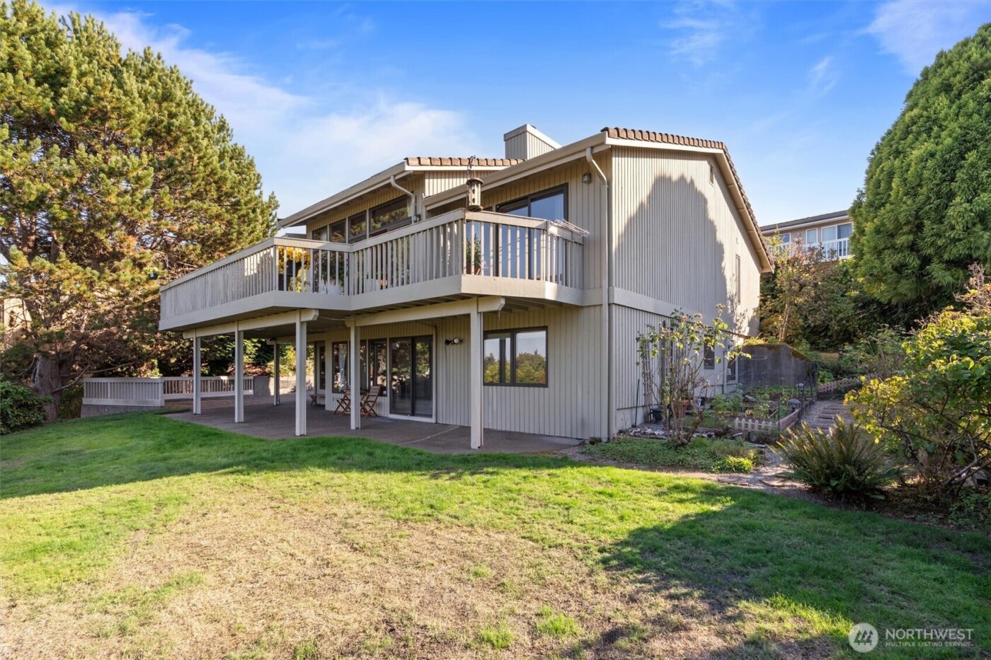 1928 Dumas Circle NE, Tacoma, WA 98422