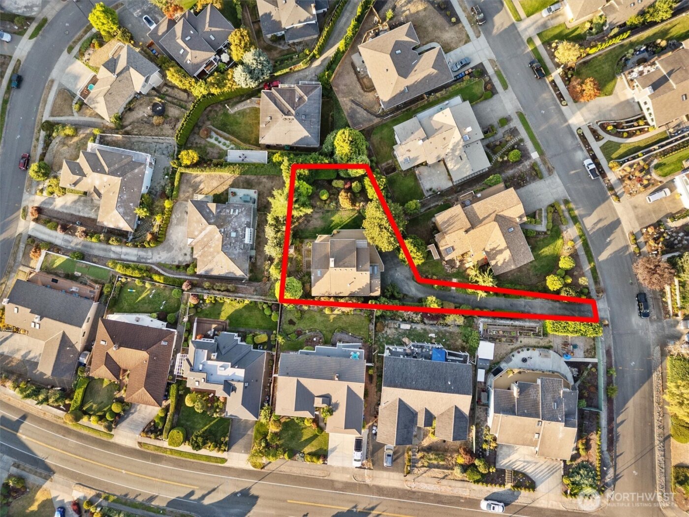 1928 Dumas Circle NE, Tacoma, WA 98422