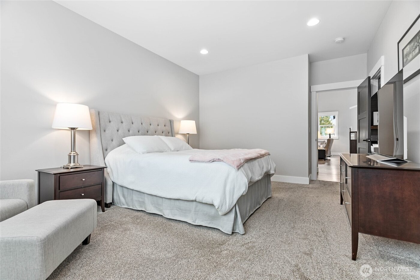 301 S Park Street , Lynden, WA 98264