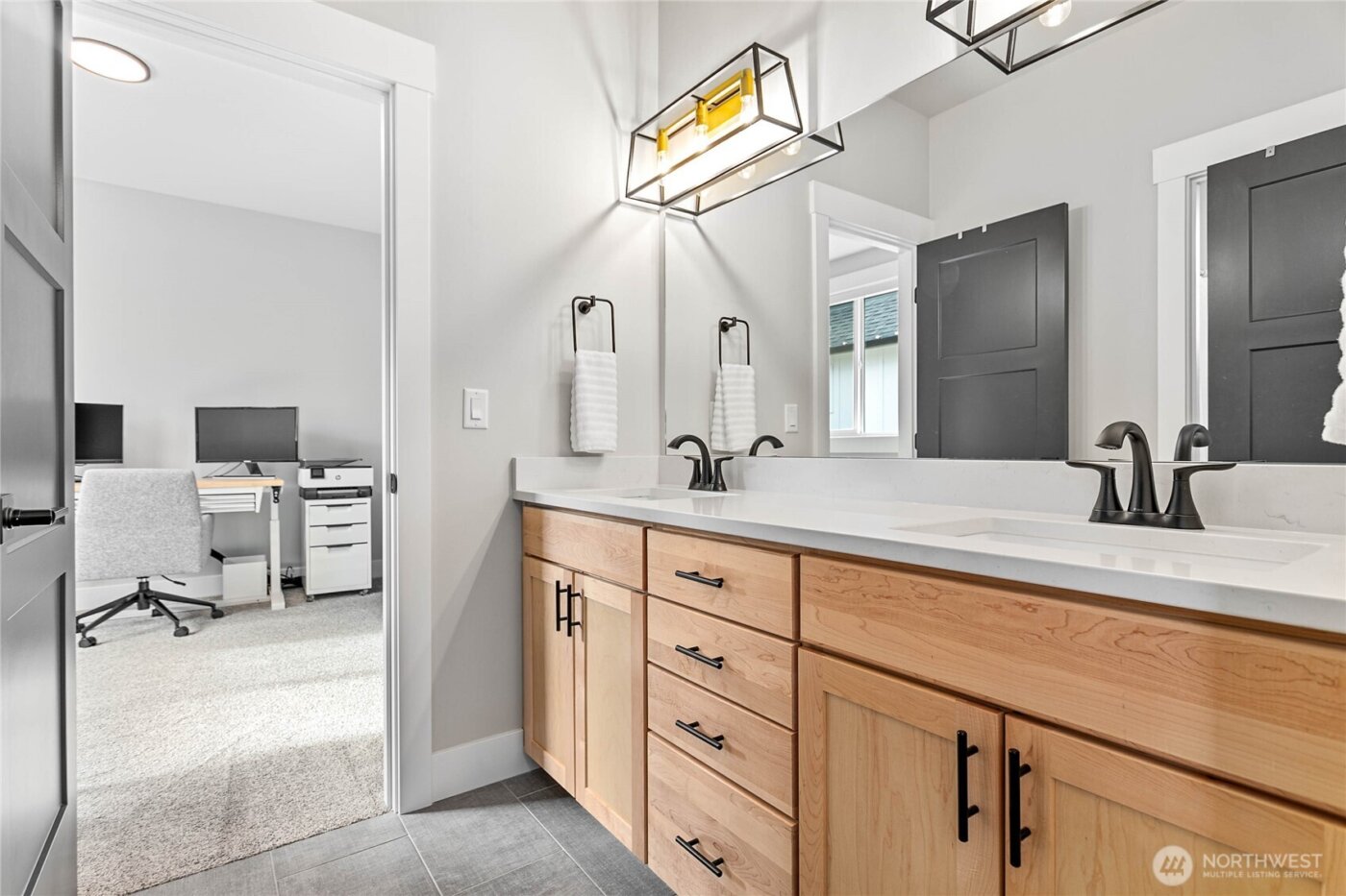 301 S Park Street , Lynden, WA 98264