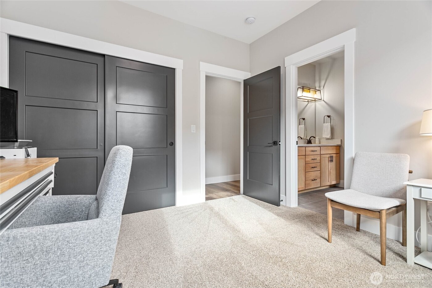 301 S Park Street , Lynden, WA 98264