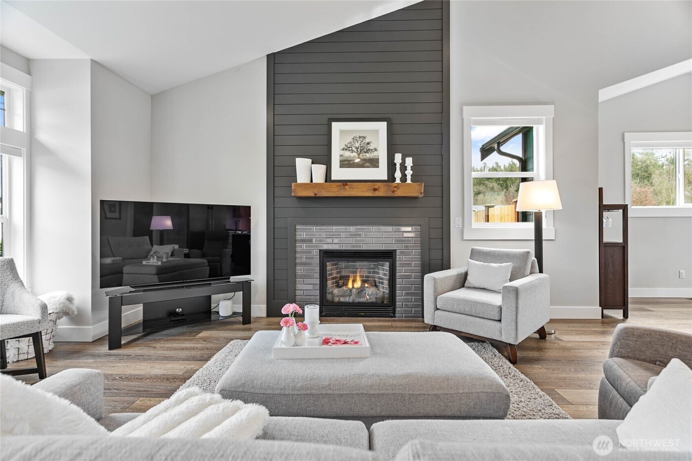 301 S Park Street , Lynden, WA 98264