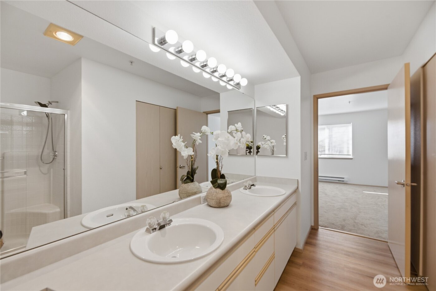 11130 SE 208th Street #H102, Kent, WA 98031