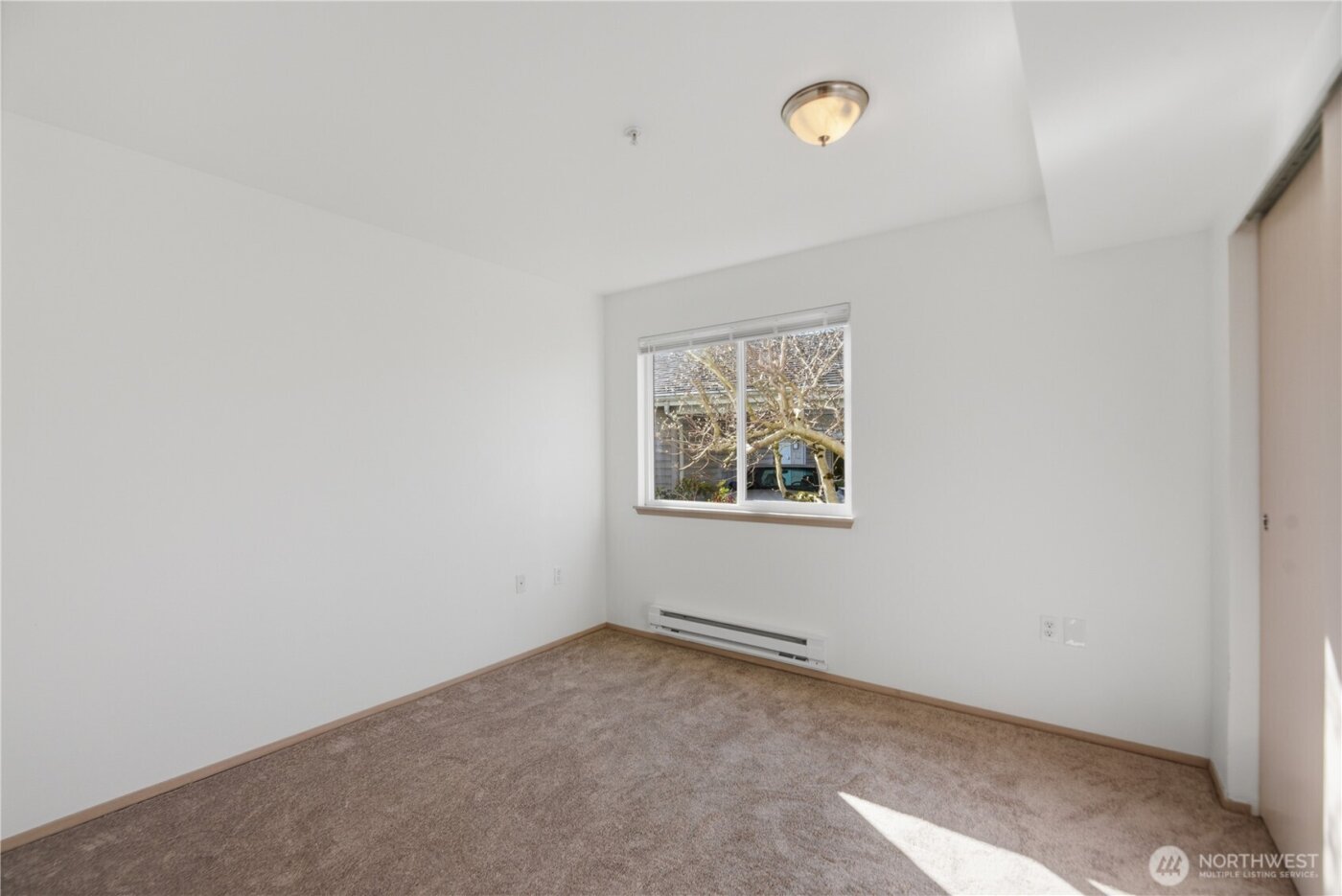 11130 SE 208th Street #H102, Kent, WA 98031