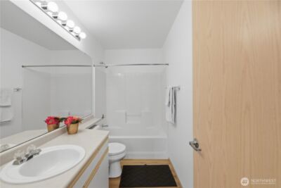 11130 SE 208th Street #H102, Kent, WA 98031 - Photo 21