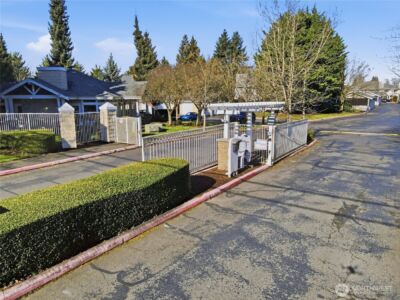 11130 SE 208th Street #H102, Kent, WA 98031 - Photo 26