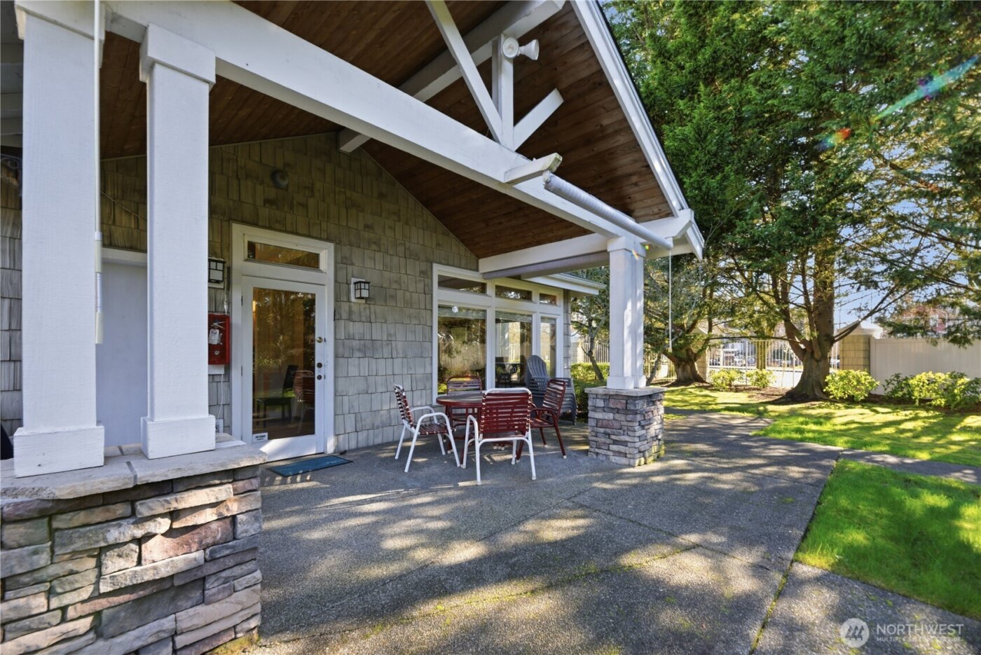 11130 SE 208th Street #H102, Kent, WA 98031