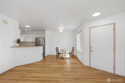 11130 SE 208th Street #H102, Kent, WA 98031 - Photo 4