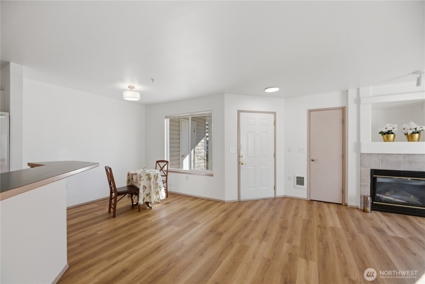 11130 SE 208th Street #H102, Kent, WA 98031