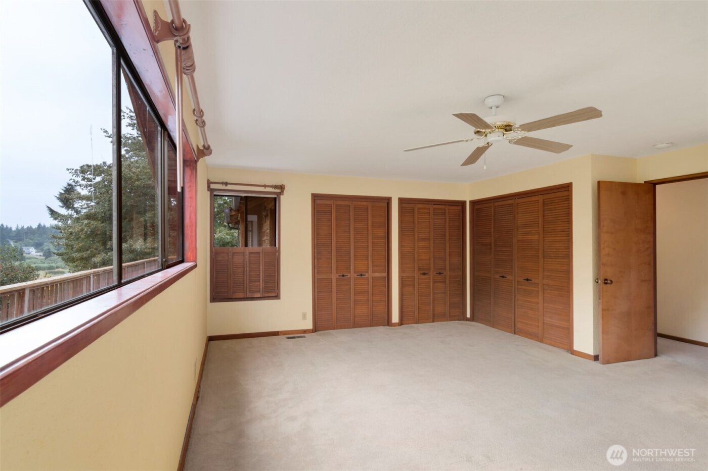 6255 Turkey Hill Road , Clinton, WA 98236