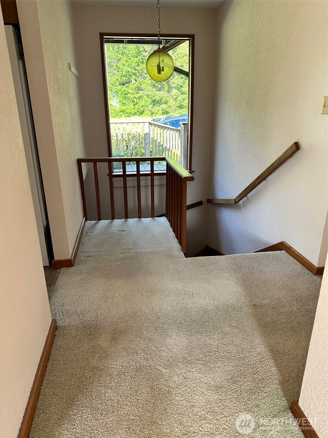 6255 Turkey Hill Road , Clinton, WA 98236