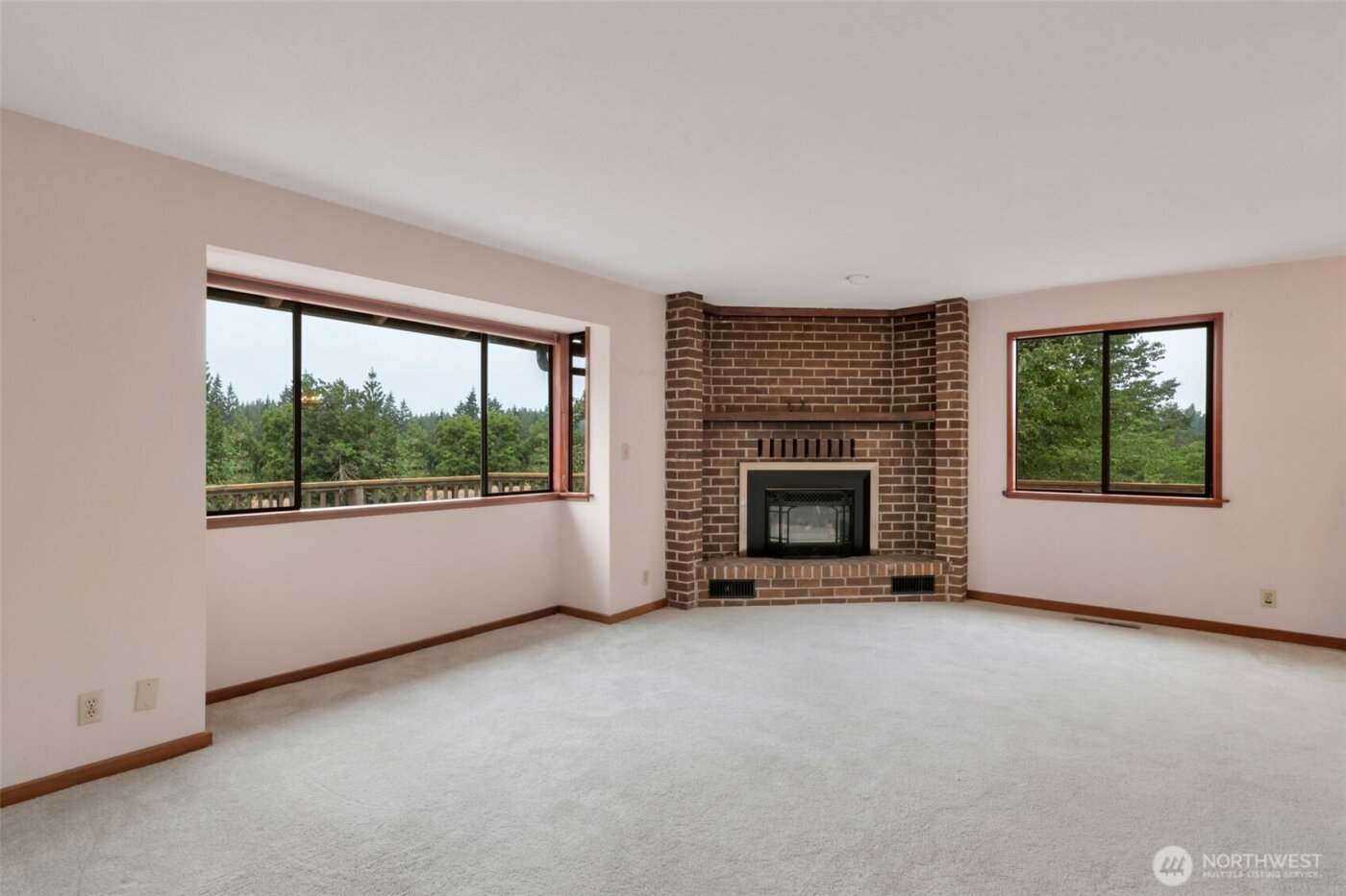 6255 Turkey Hill Road , Clinton, WA 98236