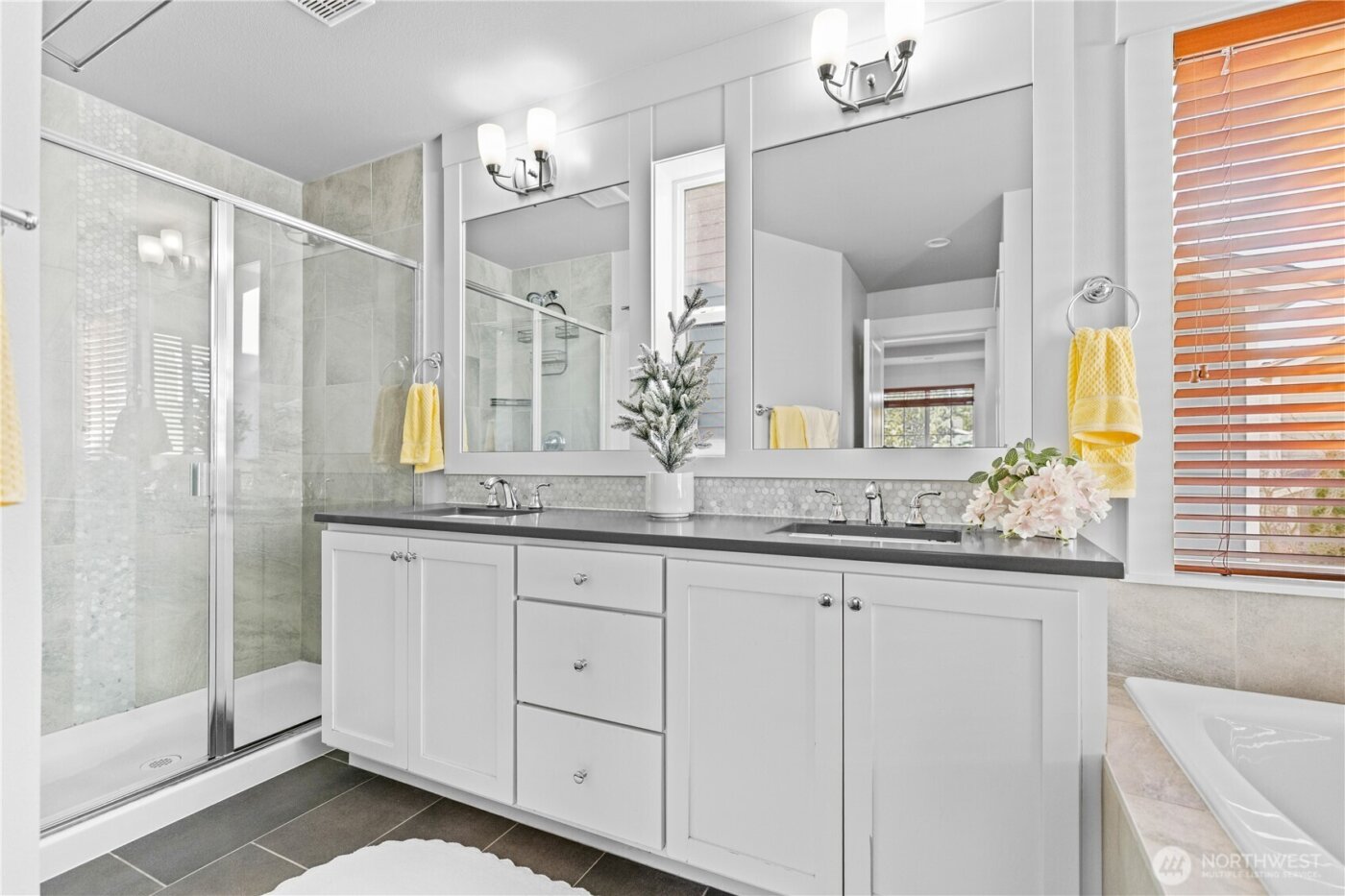 4319 SE 186th Place , Bothell, WA 98012