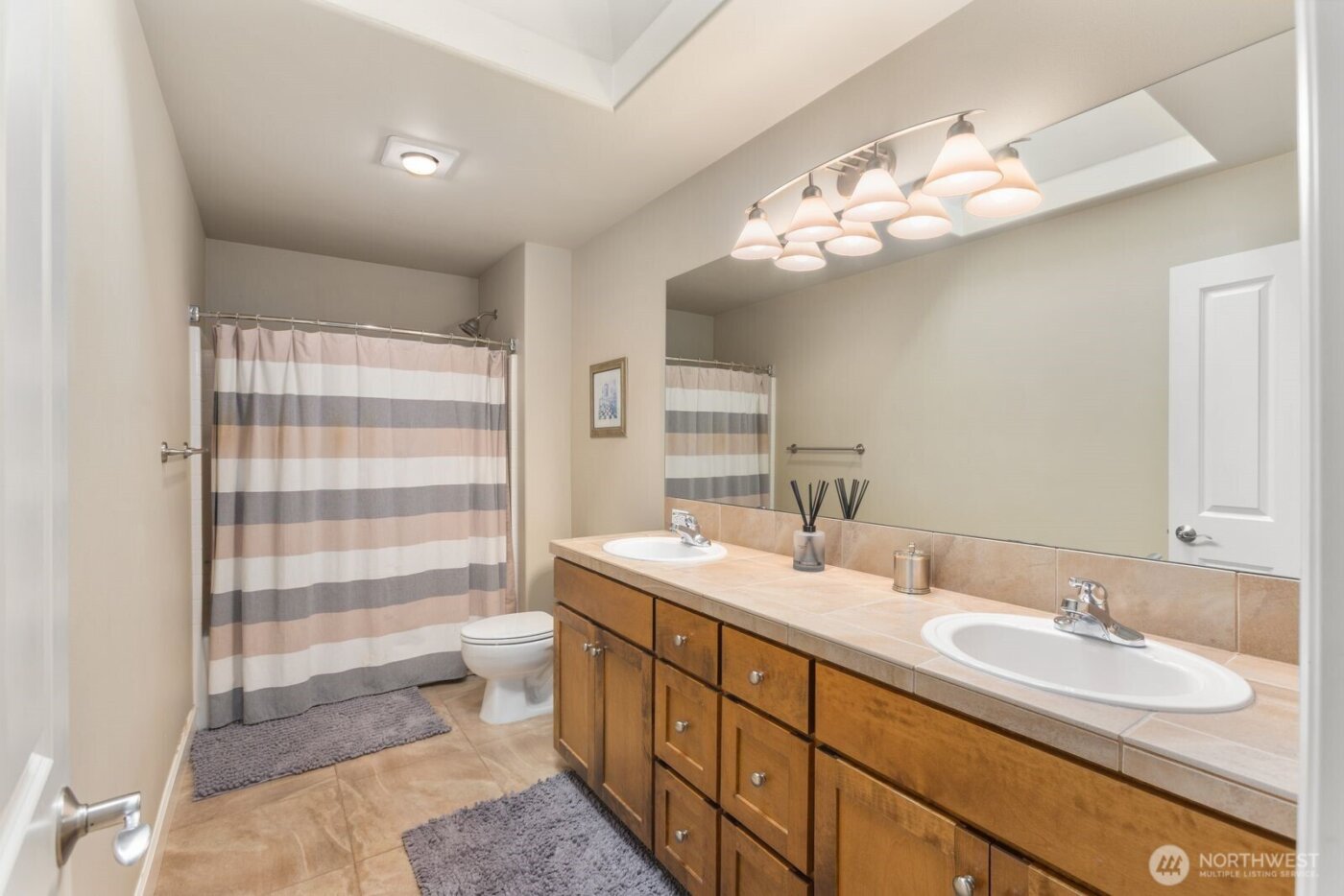 27520 SE 31st Place , Sammamish, WA 98075