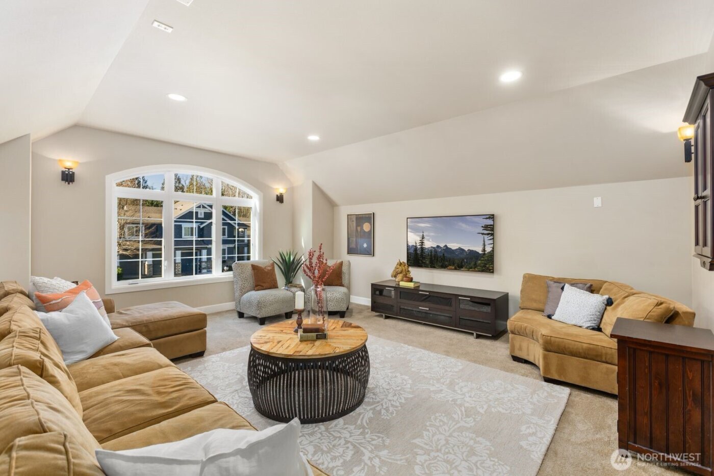 27520 SE 31st Place , Sammamish, WA 98075